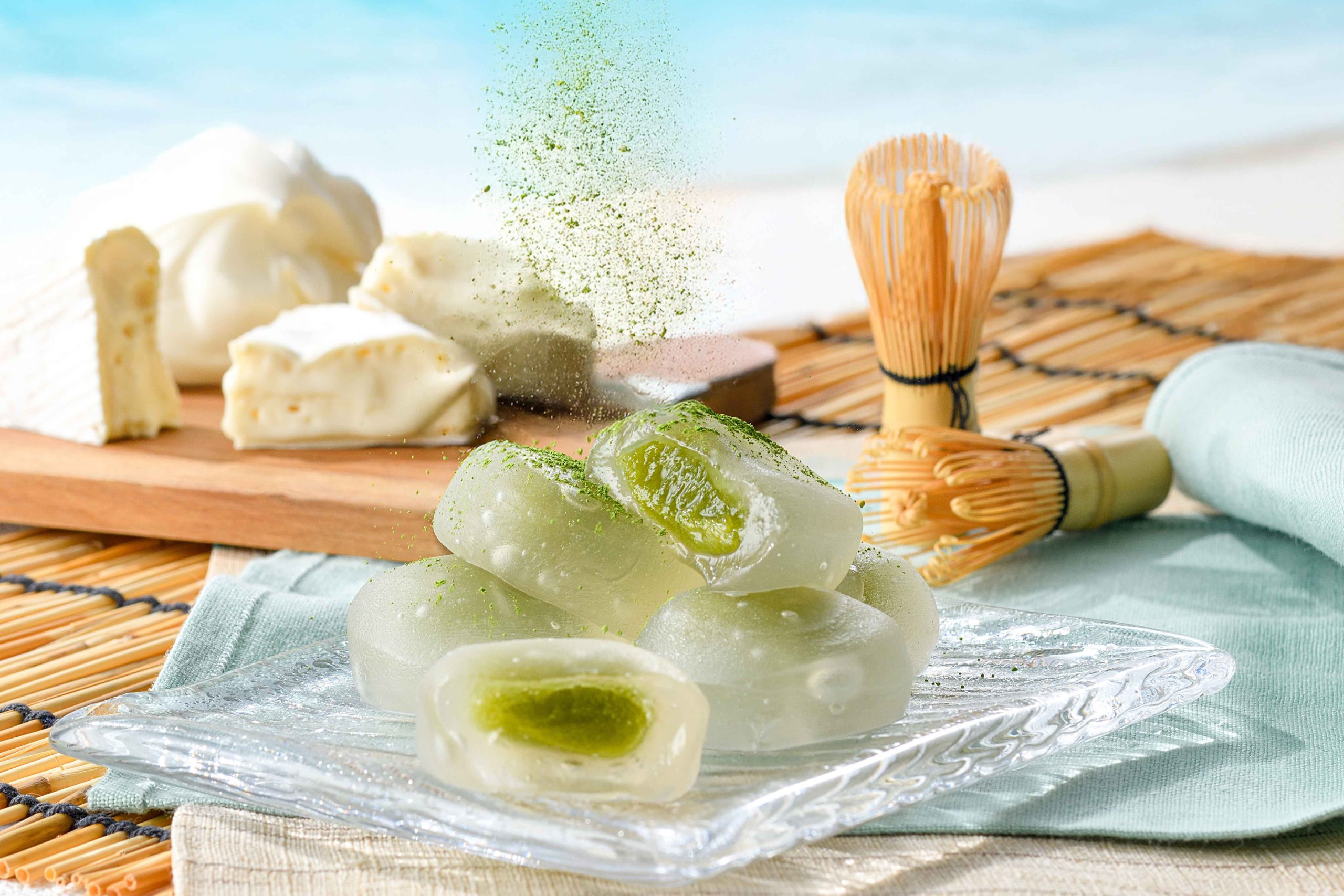 MATCHA WARABI-MOCHI WITH  MATCHA＆CHEESE FLAVORED BEAN PASTE